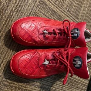 Mauri Red crocodile skin sneakers